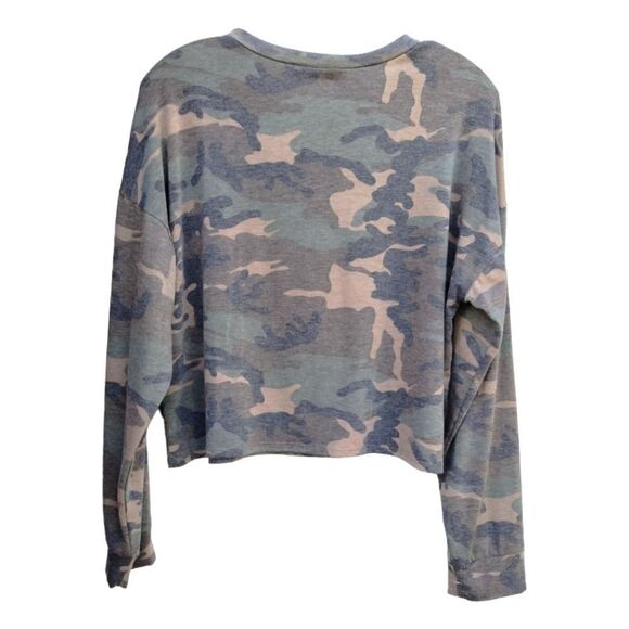 Social Butterflies Long Sleeve Camo Cropped Top Weekend Warriors Size L - Picture 2 of 5